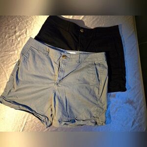 2 pair- Old Navy Everyday Short High Rise